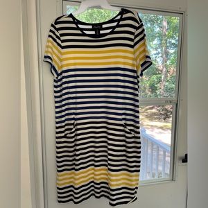 NWOT Heyton Size Large Dress
